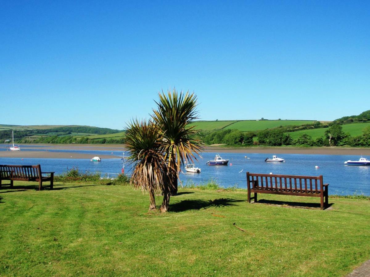 Cardigan Bay Holiday Park Екстериор снимка